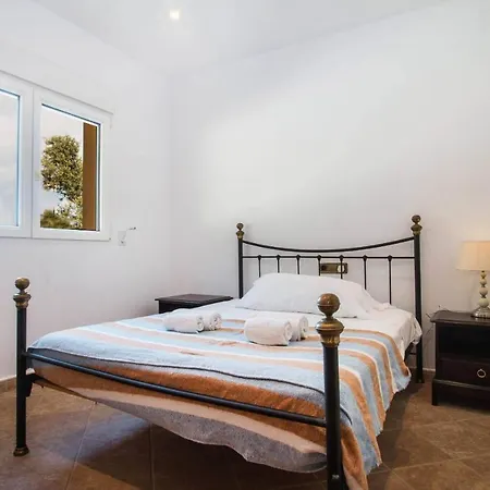 Noa - Plusholidays *